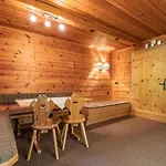 Haeusling Alm Inn Mayrhofen