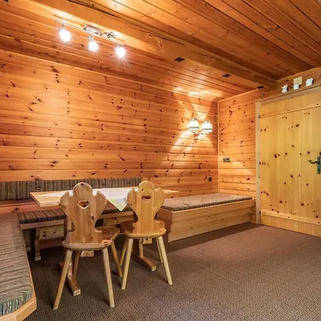 Häusling Alm Gasthof Mayrhofen