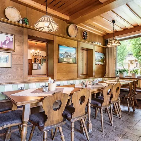 Haeusling Alm Fogadó