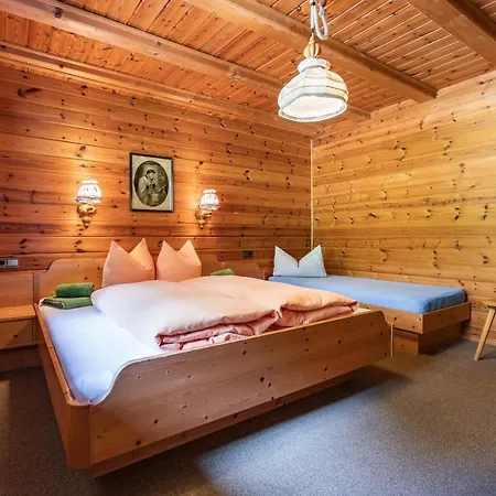 Häusling Alm Gasthof Mayrhofen