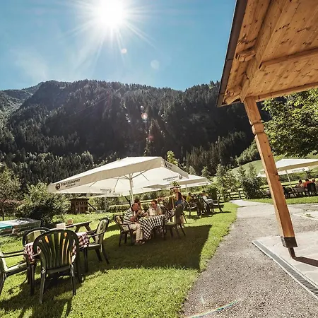 Häusling Alm Gasthof Mayrhofen