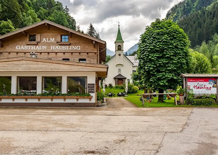 Haeusling Alm אורחן *