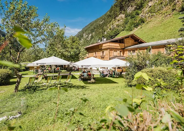 אורחן Haeusling Alm *